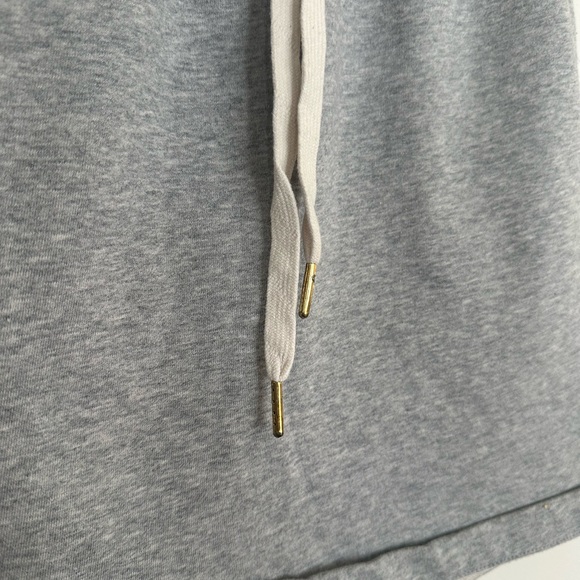 Umgee Gray Drawstring Sweat Skirt Casual Size Small EUC - Picture 2 of 5